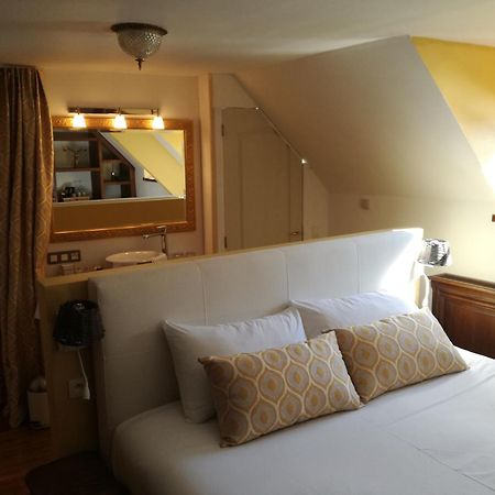 La Bergerie De Lives Bed & Breakfast Namur Room photo